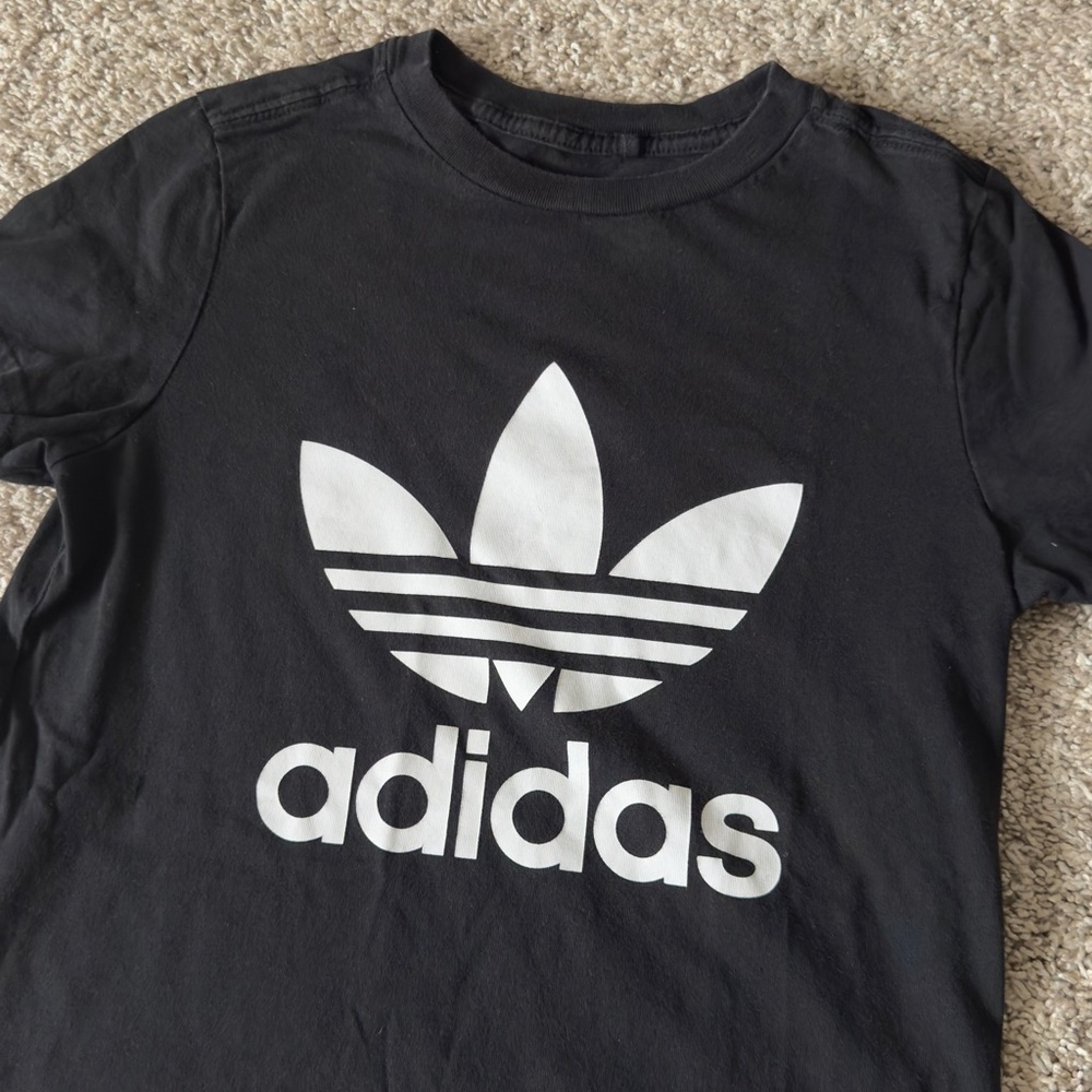 Adidas Boys black short sleeve T-Shirt tee size Small - Picture 4 of 5
